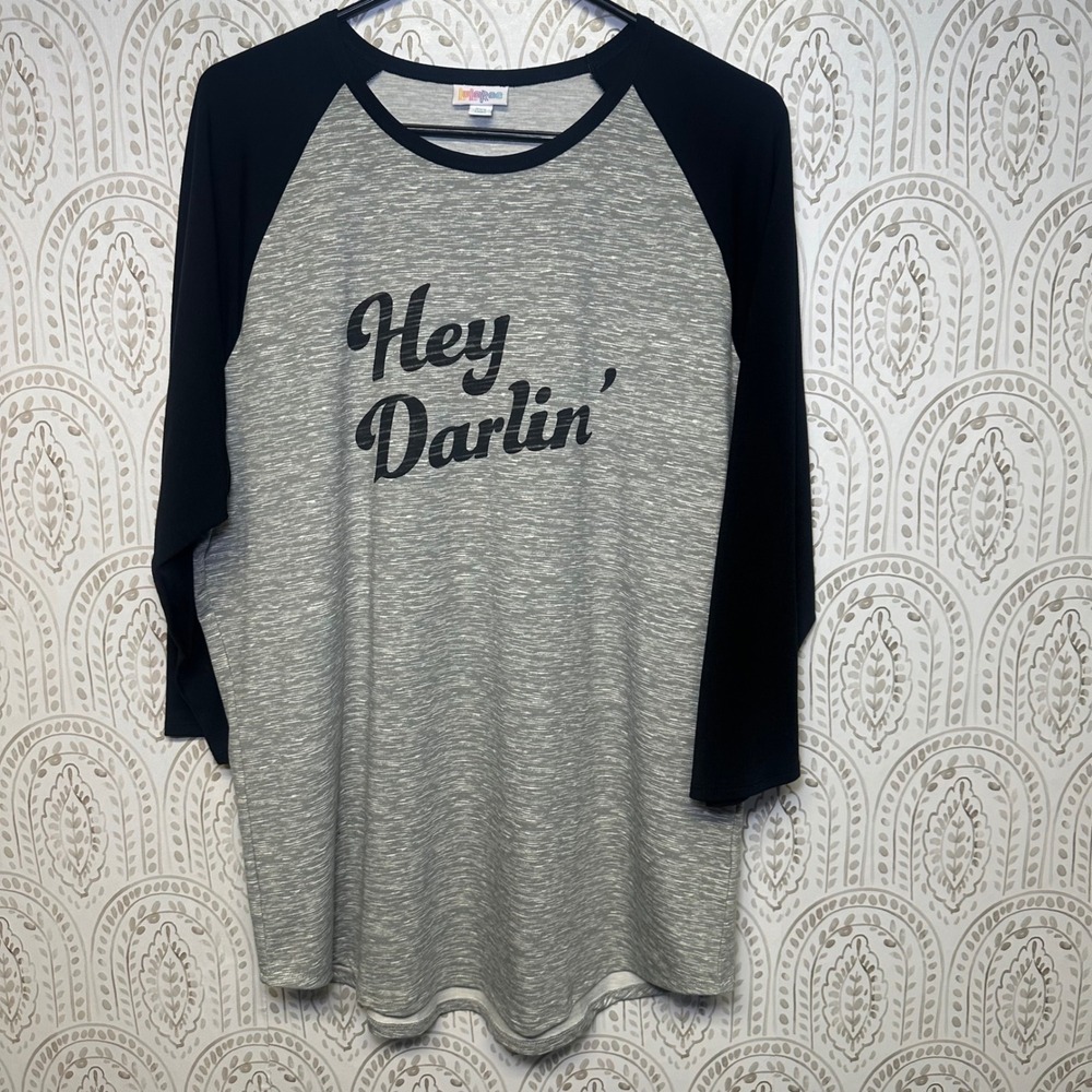 LuLaRoe Randy‎ Graphic Baseball Tee Gray Black Hey Darlin 2XL Raglan Shirt